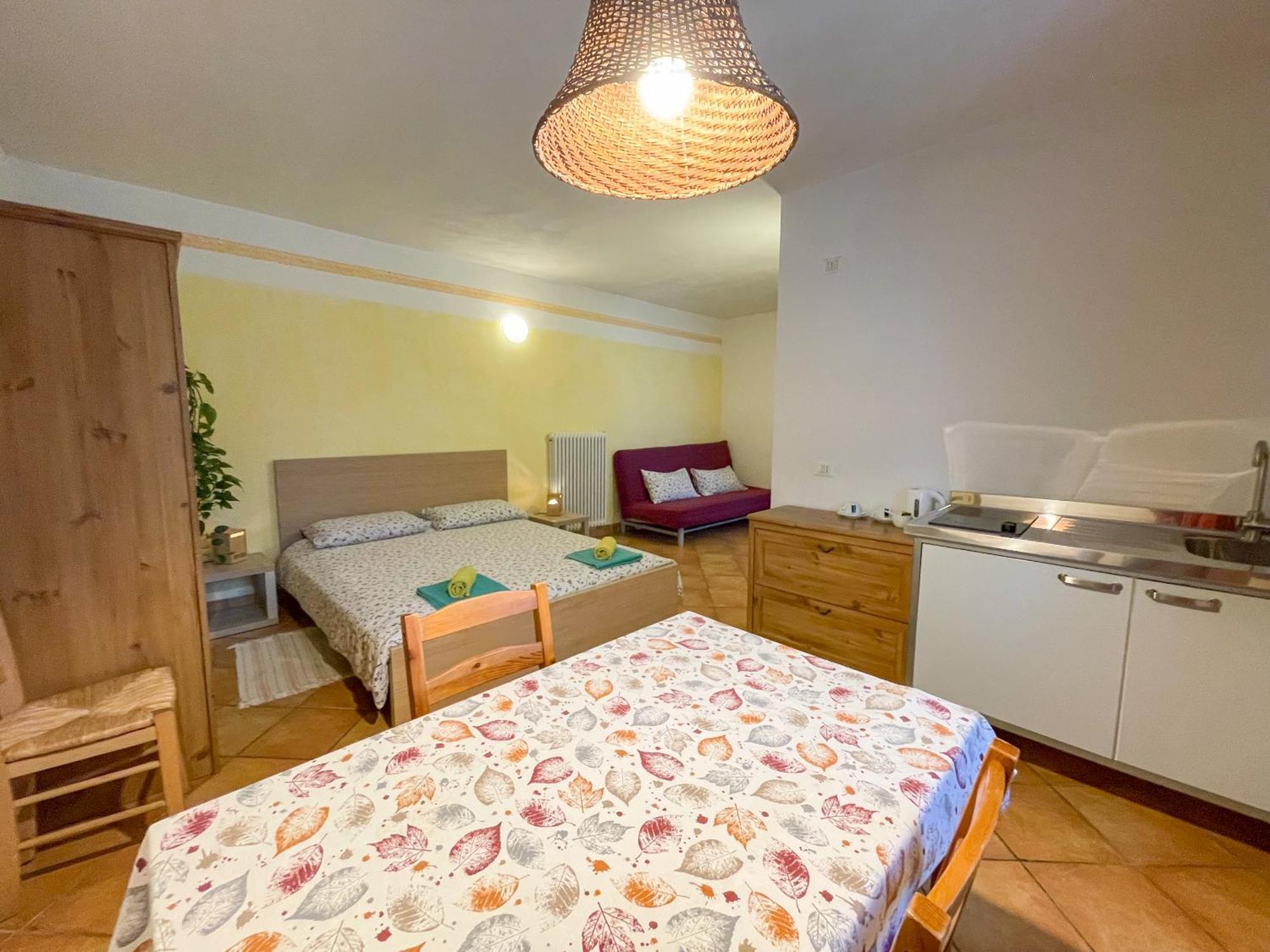 Agritur Airone Bed & Camping Левіко-Терме Номер фото